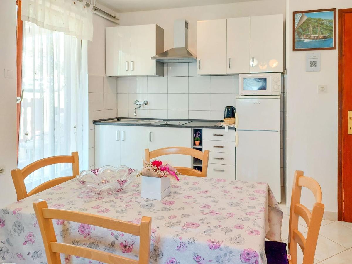 Apartment Kuki - Prc159 By Interhome Πόρετς Εξωτερικό φωτογραφία
